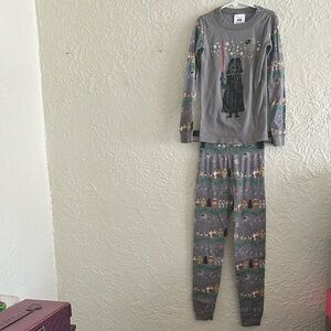 Hanna Andersson x Star Wars Pajama Set Darth Vader Carolers Gray Christmas 8 Kid